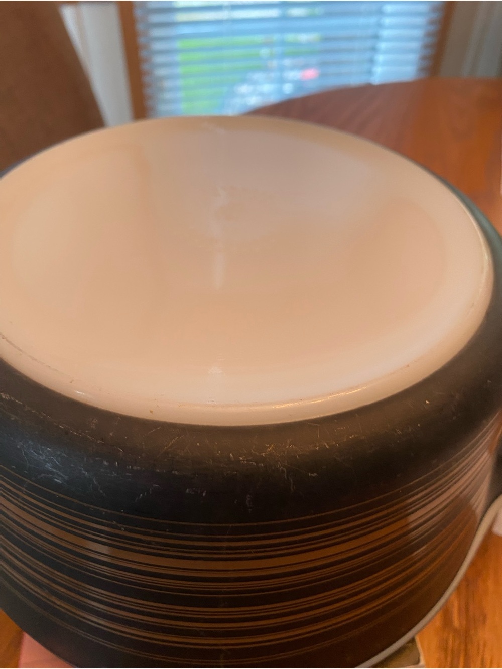 1960’s Pyrex “Terra” Pattern Pyrex Covered Dish. - Picture 8 of 11